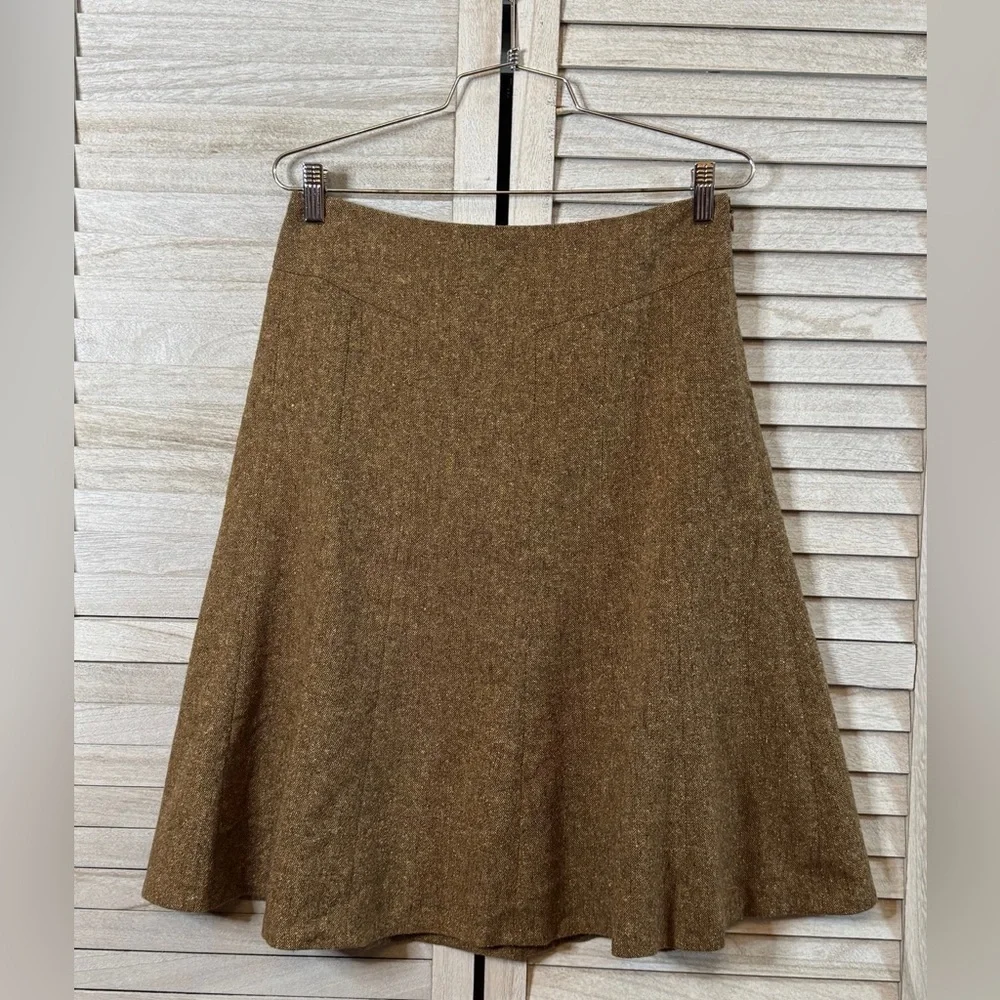 Halogen textured tan